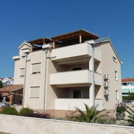 In With Loggia, Air Conditioning, Wifi, Washing Machine 4534-1 Апартаменты Пунат