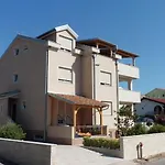 In With Loggia, Air Conditioning, Wifi, Washing Machine 4534-1 Punat