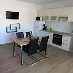 In With Loggia, Air Conditioning, Wifi, Washing Machine 4534-1 Lejlighed Punat