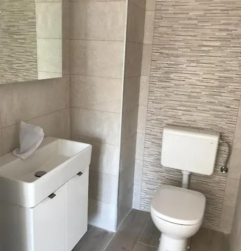 In With Loggia, Air Conditioning, Wifi, Washing Machine 4534-1 Apartment Punat